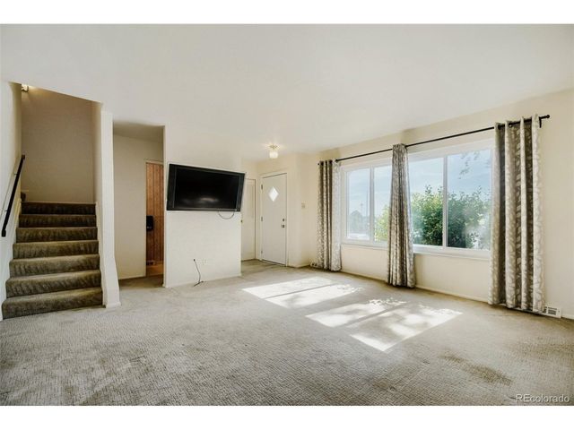 8783 Santa Fe Dr, Thornton, CO 80260