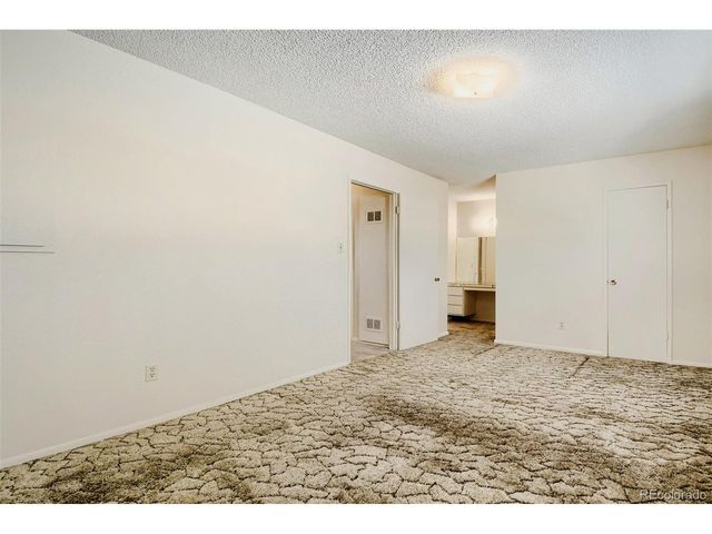 8783 Santa Fe Dr, Thornton, CO 80260