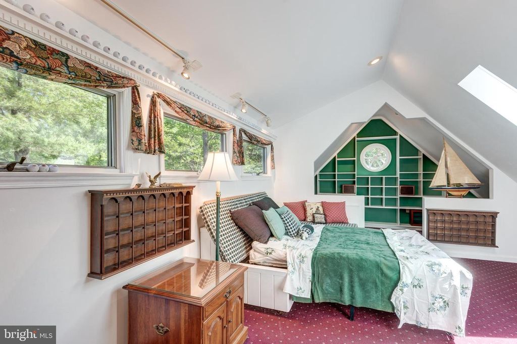 Image 37 of property listing at 4734 WATER TANK RD, Manchester, MD 21102