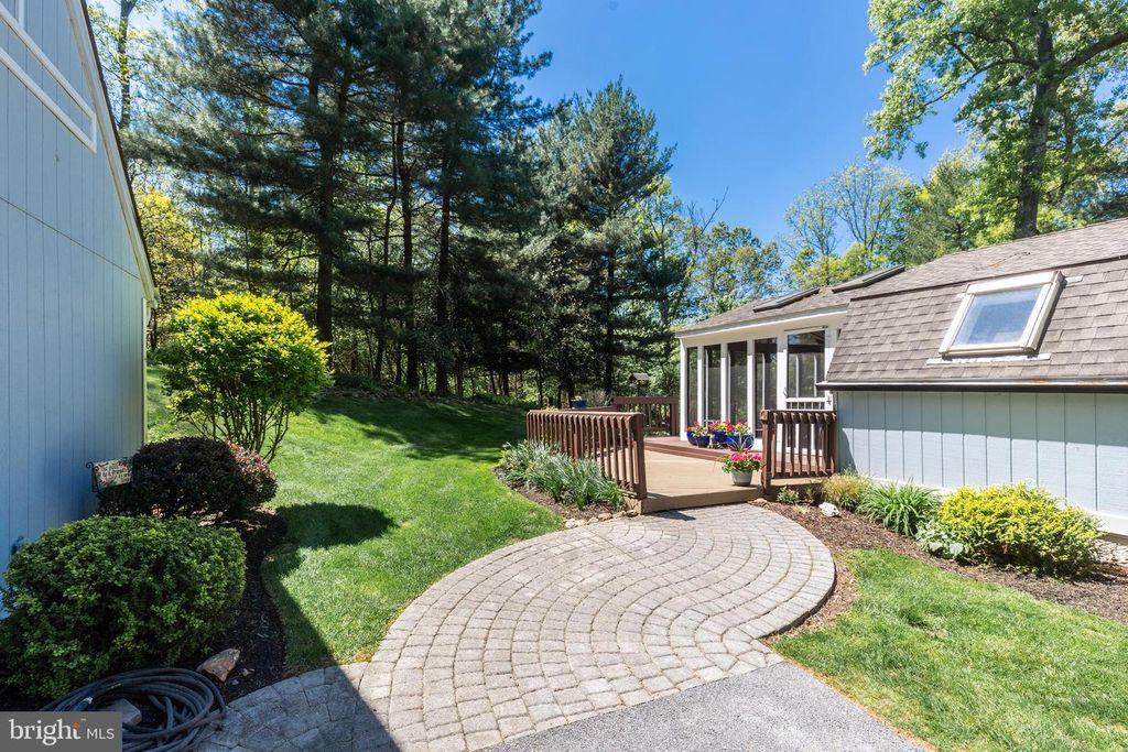 Image 39 of property listing at 4734 WATER TANK RD, Manchester, MD 21102