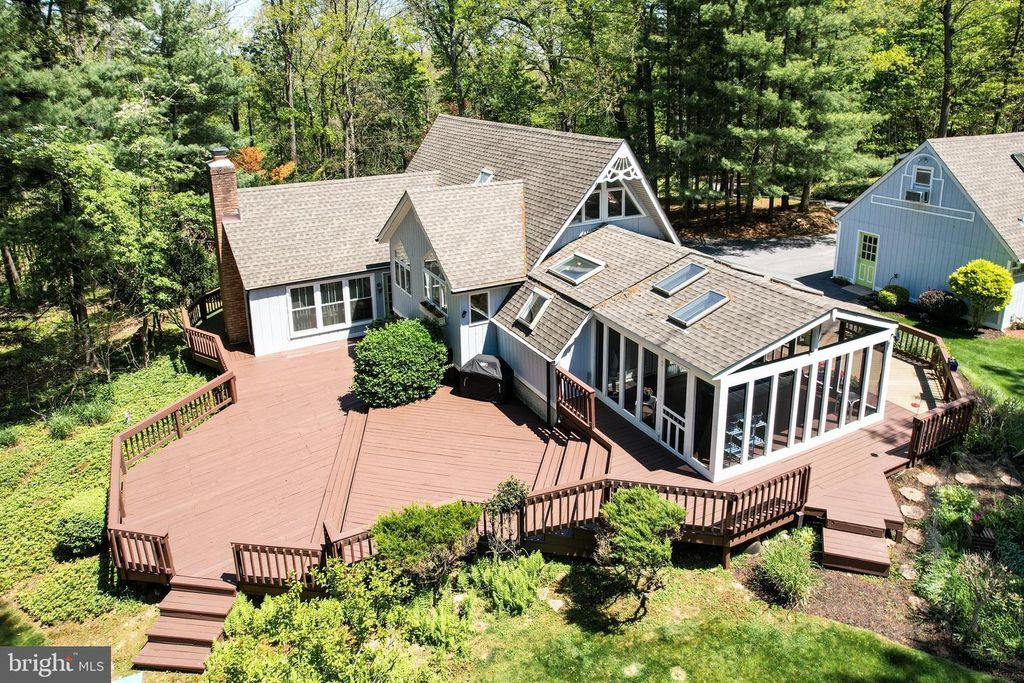 Image 56 of property listing at 4734 WATER TANK RD, Manchester, MD 21102