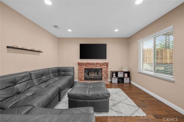 8587 Yarrow Lane, Riverside, CA 92508