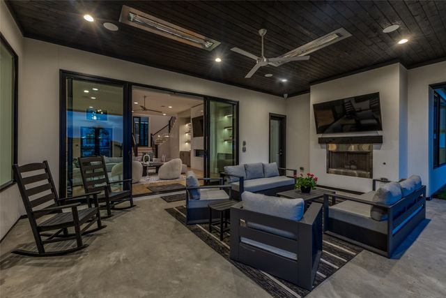 12349 Farmstead Drive, Frisco, TX 75033
