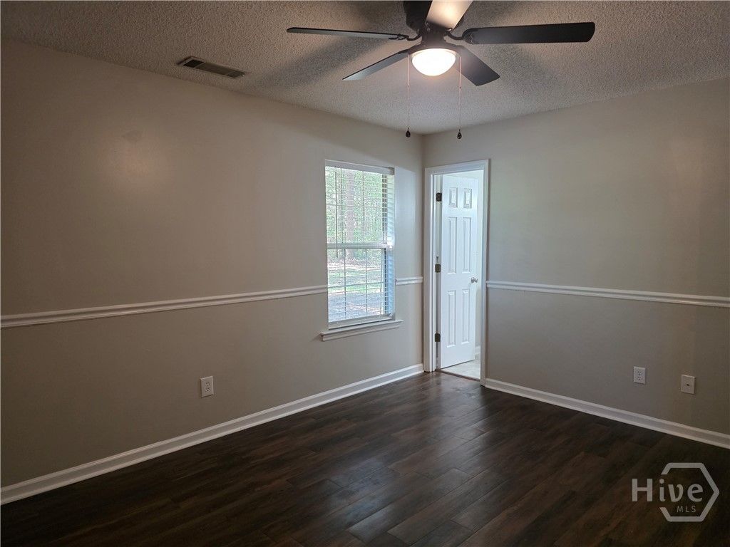 Image 19 of property listing at 622 Plantation Drive, Rincon, GA 31326