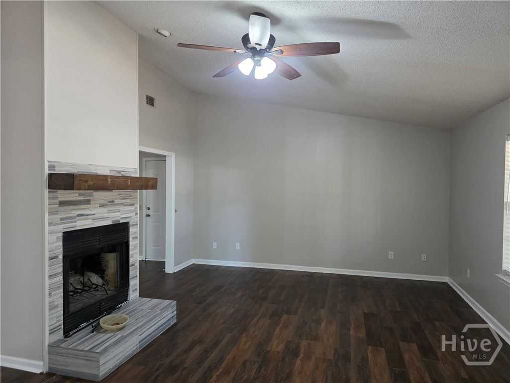 Image 4 of property listing at 622 Plantation Drive, Rincon, GA 31326