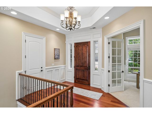 9723 Nw HENRY Ct, Portland, OR 97229