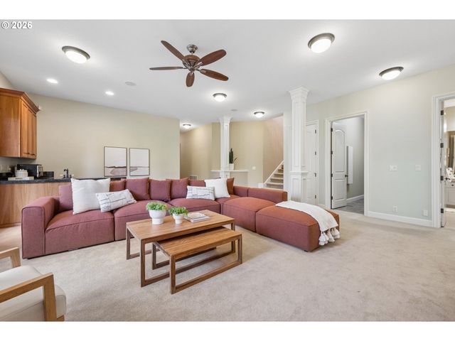 9723 Nw HENRY Ct, Portland, OR 97229