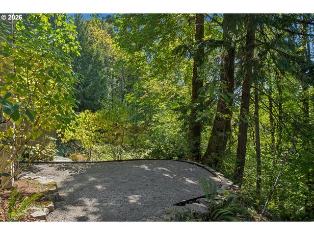9723 Nw HENRY Ct, Portland, OR 97229
