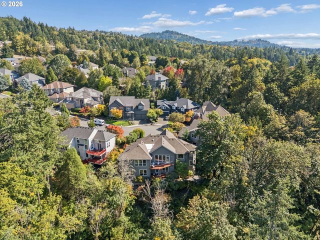 9723 Nw HENRY Ct, Portland, OR 97229