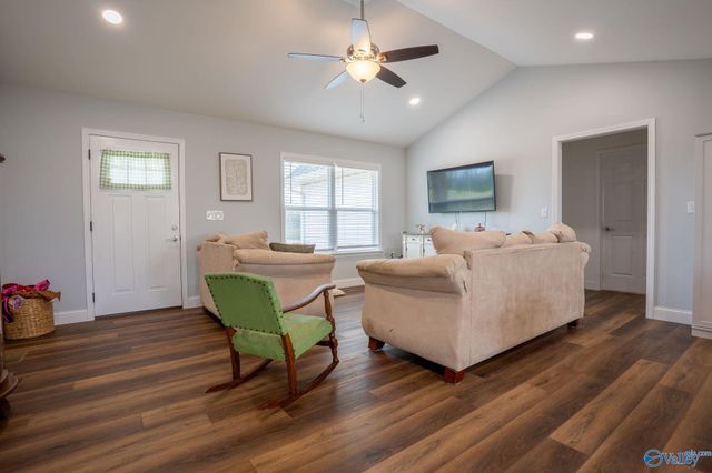 28 Road 9106, Rainsville, AL 35986