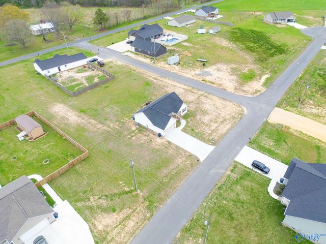 28 Road 9106, Rainsville, AL 35986