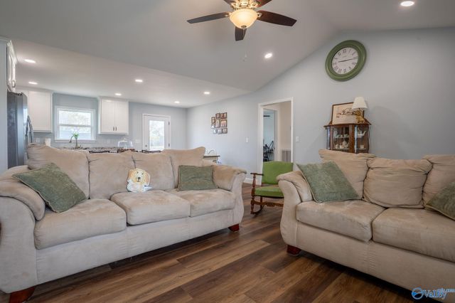 28 Road 9106, Rainsville, AL 35986