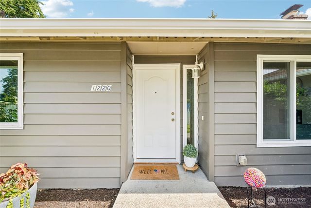 1220 SW 162nd Street, Burien, WA 98166