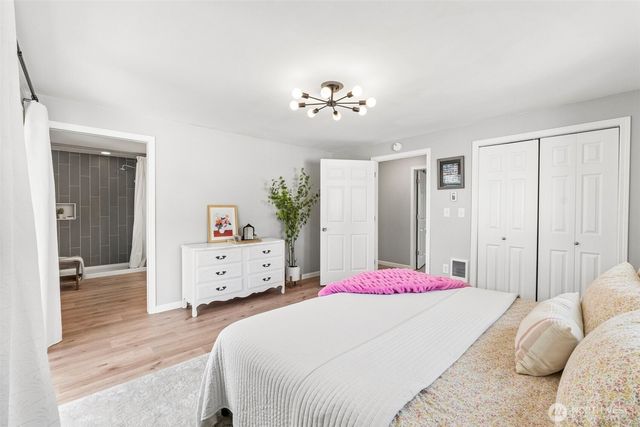 1220 SW 162nd Street, Burien, WA 98166