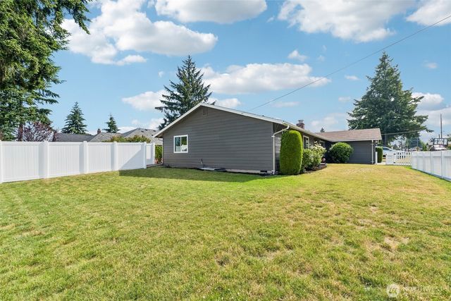 1220 SW 162nd Street, Burien, WA 98166