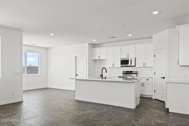 3420 W COLUSA Drive, Eloy, AZ 85131