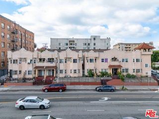 2214 W 8th Street, Los Angeles, CA 90057