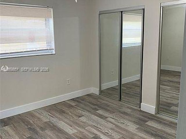 10000 NW 80th Ct 2423, Hialeah Gardens, FL 33016