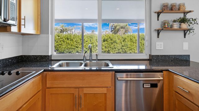 2119 NE 56th Place, Fort Lauderdale, FL 33308