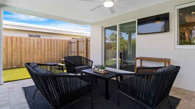 2119 NE 56th Place, Fort Lauderdale, FL 33308