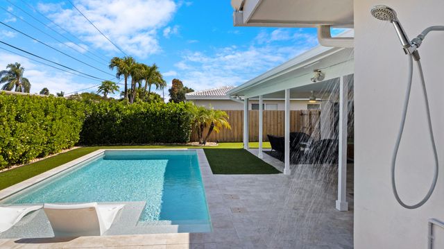 2119 NE 56th Place, Fort Lauderdale, FL 33308