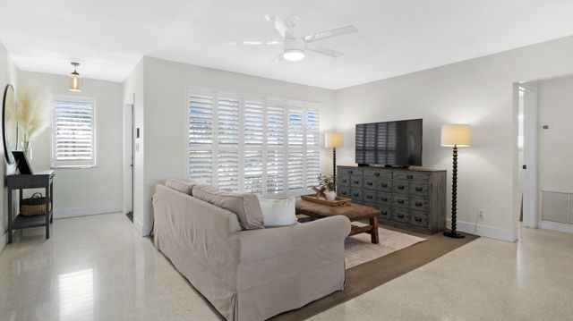 2119 NE 56th Place, Fort Lauderdale, FL 33308