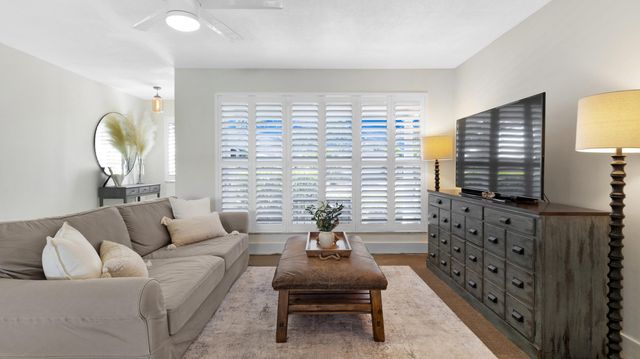 2119 NE 56th Place, Fort Lauderdale, FL 33308