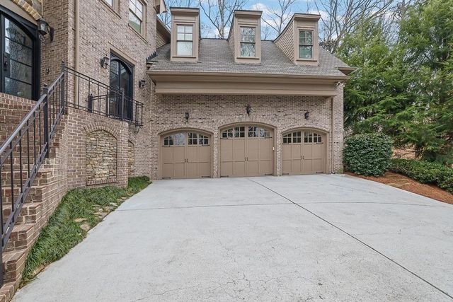 1200 Northcliff Trace, Roswell, GA 30076