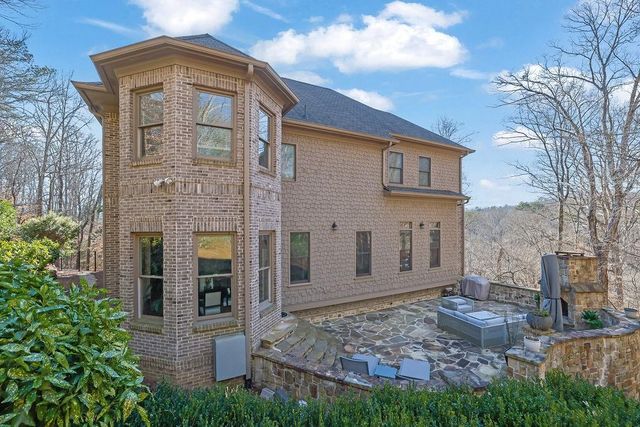 1200 Northcliff Trace, Roswell, GA 30076