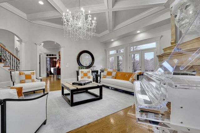 1200 Northcliff Trace, Roswell, GA 30076