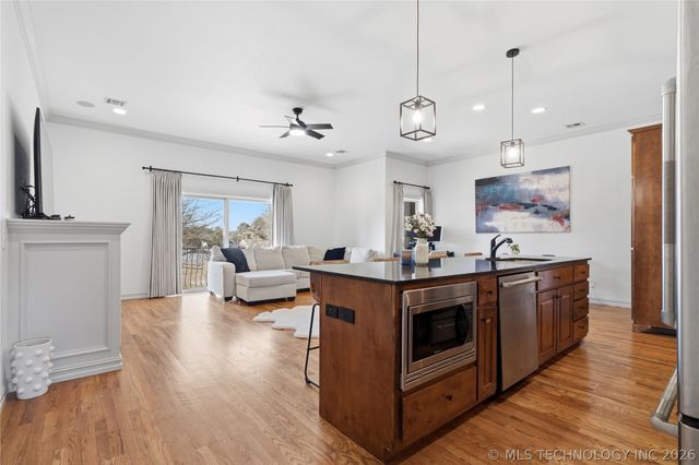 1341 E 41st Place, Tulsa, OK 74105