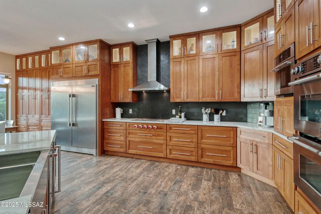 5720 W Setting Sun Place, Tucson, AZ 85743