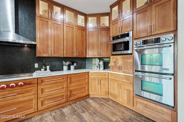 5720 W Setting Sun Place, Tucson, AZ 85743