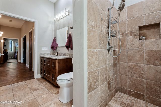 5720 W Setting Sun Place, Tucson, AZ 85743