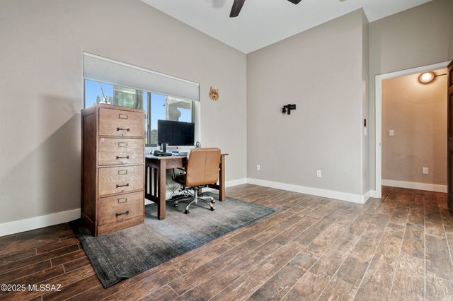 5720 W Setting Sun Place, Tucson, AZ 85743