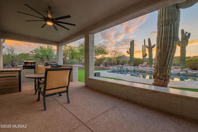 5720 W Setting Sun Place, Tucson, AZ 85743
