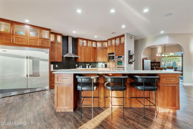 5720 W Setting Sun Place, Tucson, AZ 85743