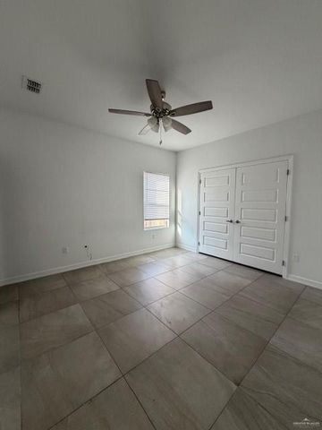 445 E Acacia Street 1, Alamo, TX 78516