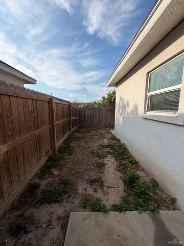 445 E Acacia Street 1, Alamo, TX 78516