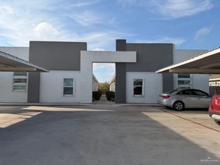 445 E Acacia Street, Alamo, TX 78516