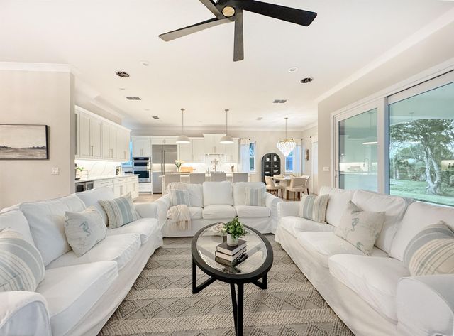 2549 Palm Ave, Flagler Beach, FL 32136