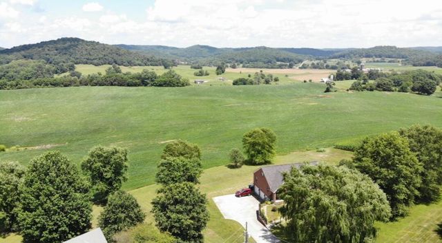 132 Lincoln Hills Drive, Somerset, KY 42501