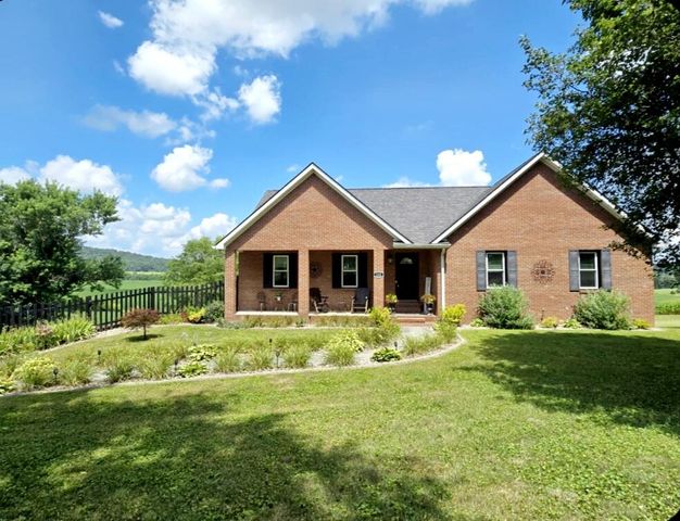 132 Lincoln Hills Drive, Somerset, KY 42501