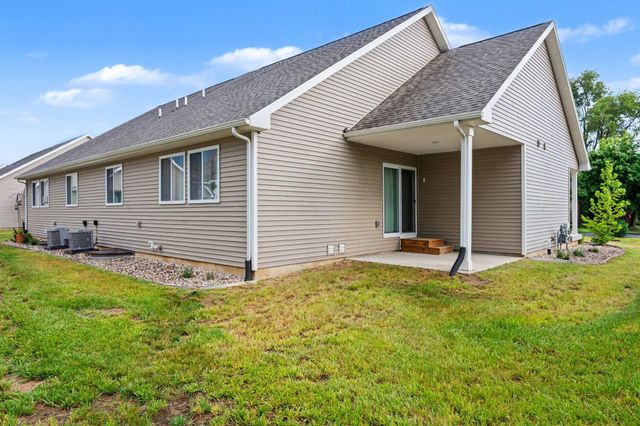605 Bush Boulevard, Three Rivers, MI 49093