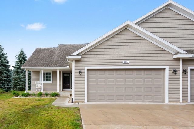 605 Bush Boulevard, Three Rivers, MI 49093