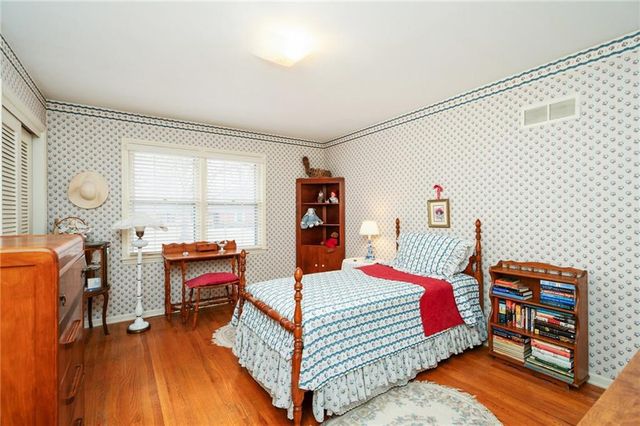 9312 Catalina Street, Prairie Village, KS 66207