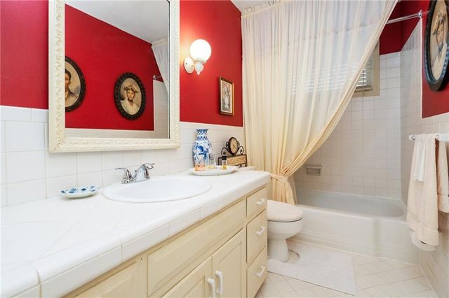 9312 Catalina Street, Prairie Village, KS 66207