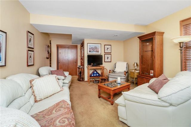 9312 Catalina Street, Prairie Village, KS 66207