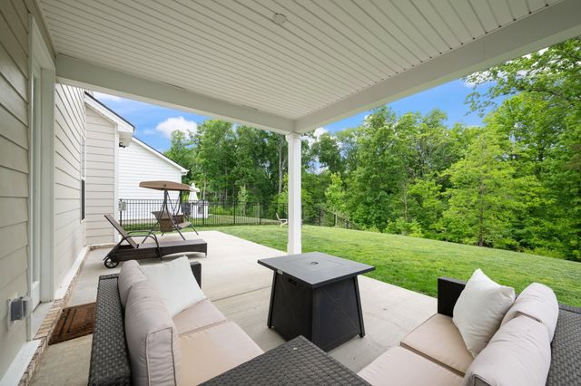 4056 Rosa Dr, Nolensville, TN 37135