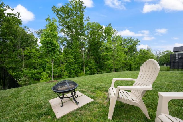 4056 Rosa Dr, Nolensville, TN 37135